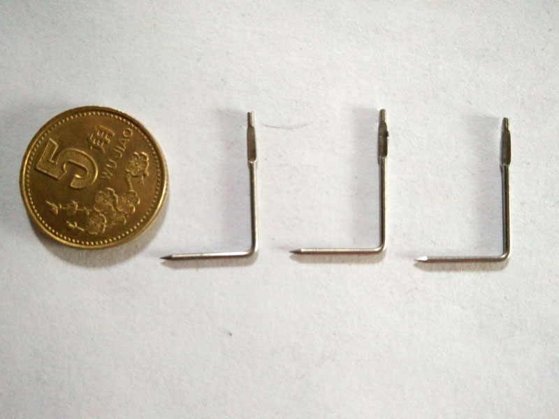 L-shaped punch flat needle